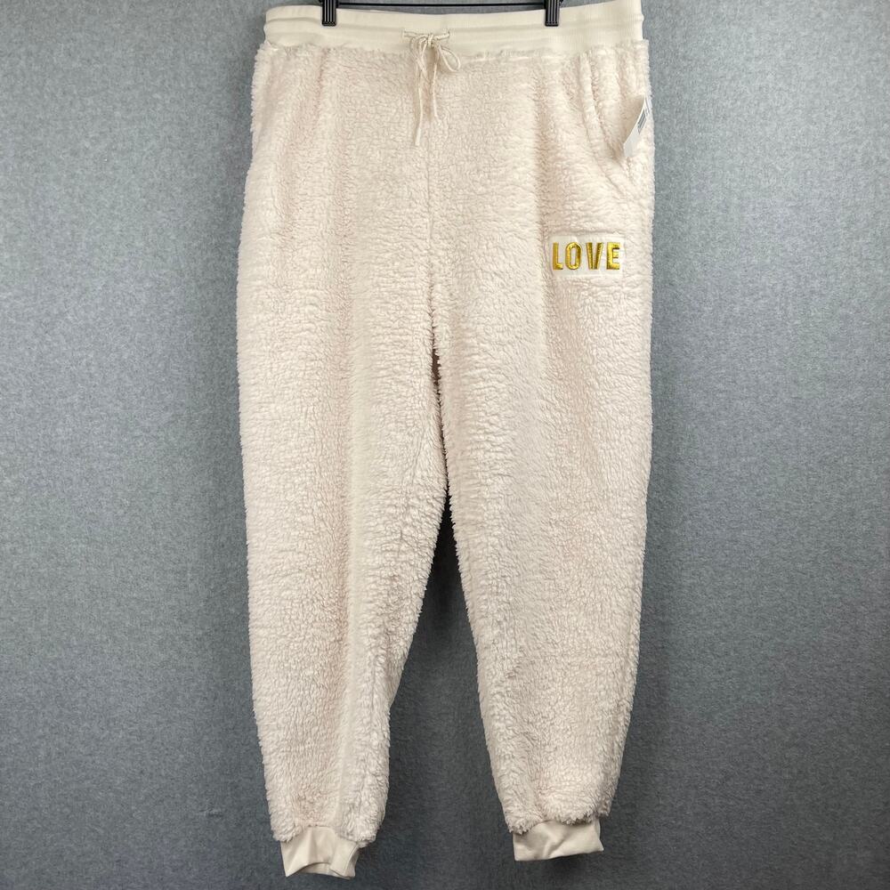 No Boundaries Juniors' High Rise Plush Joggers Size XXL